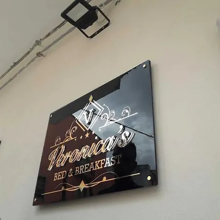 Veronica's Homestay Lesina